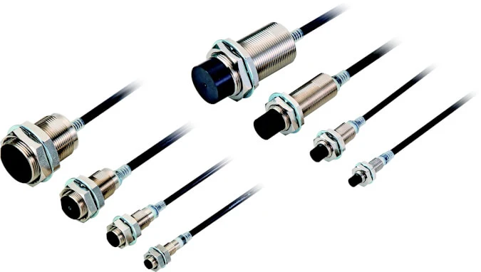 Omron E2E-X10B1T30 2M Endüktif Sensör